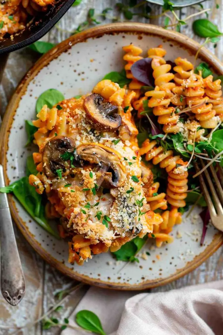 Creamy Mushroom and Spinach Pasta Bake