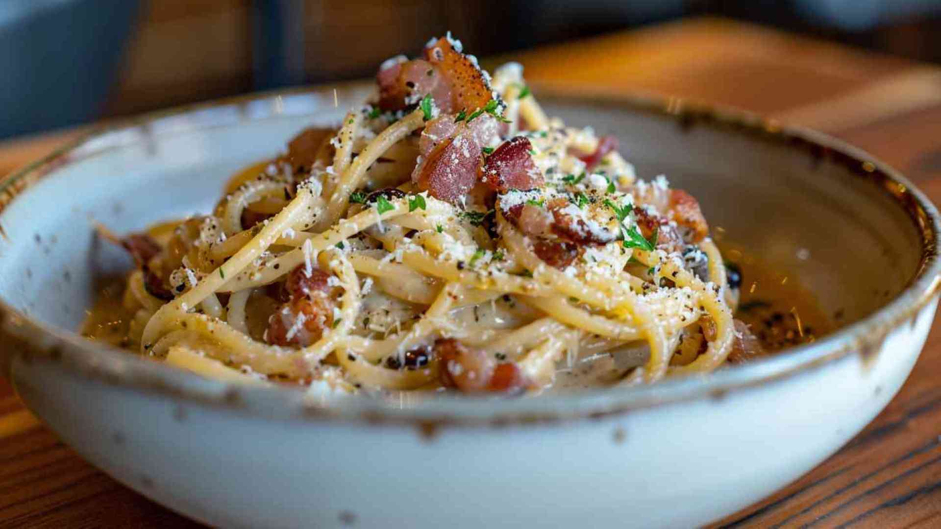 Spaghetti Carbonara with Bacon
