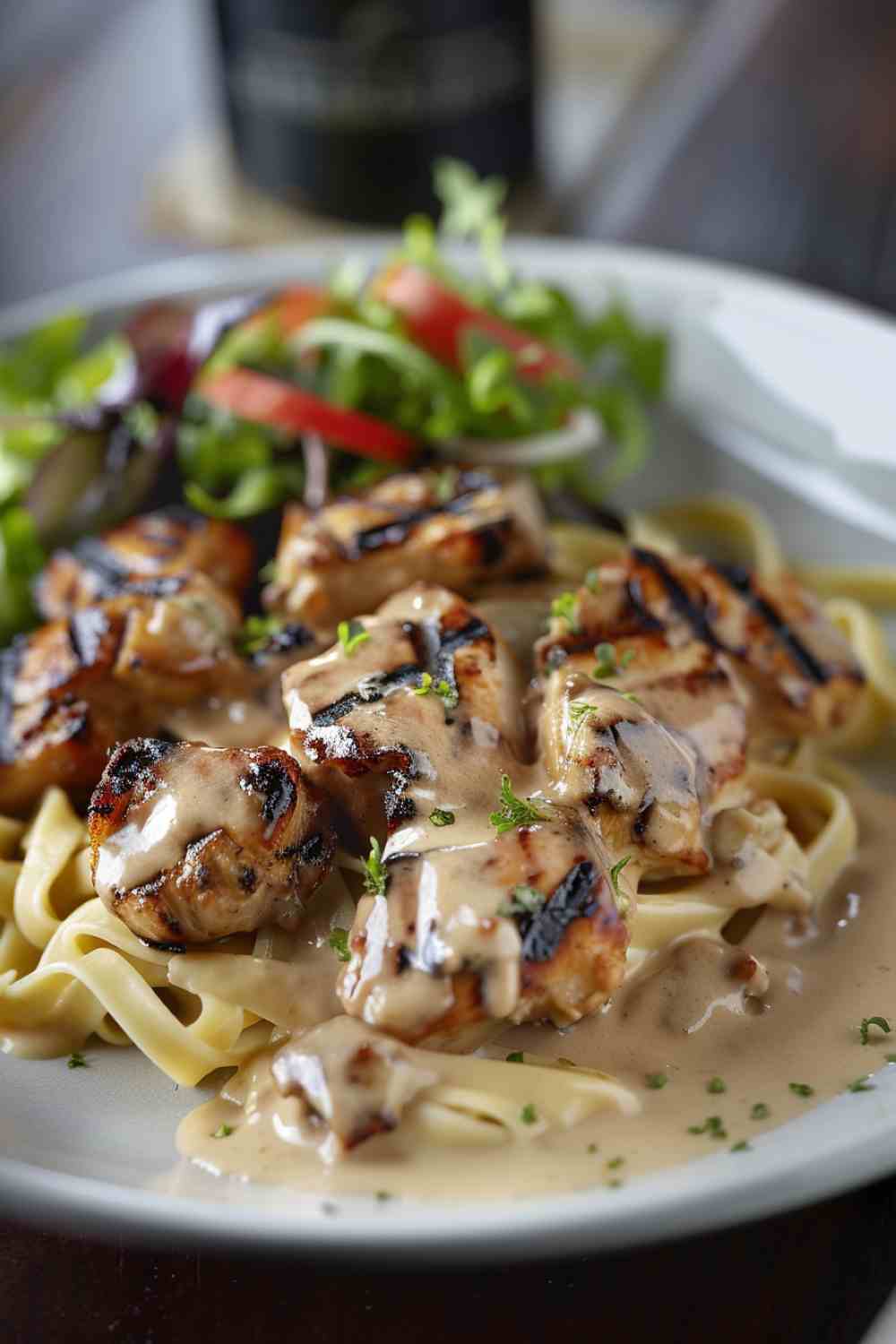 Creamy Crockpot Chicken Alfredo