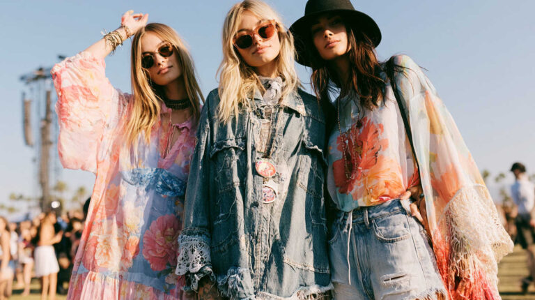 Festival Outfits That Turn Heads (Trending Now)